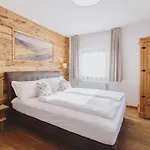 Molly By We Rent Chalet *