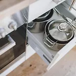 Molly By We Rent زيل أم سي