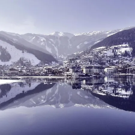 Domek alpejski Molly By We Rent Zell am See